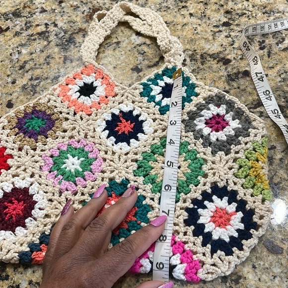 Granny Square Colorful Crochet Bag - Picture 9 of 10